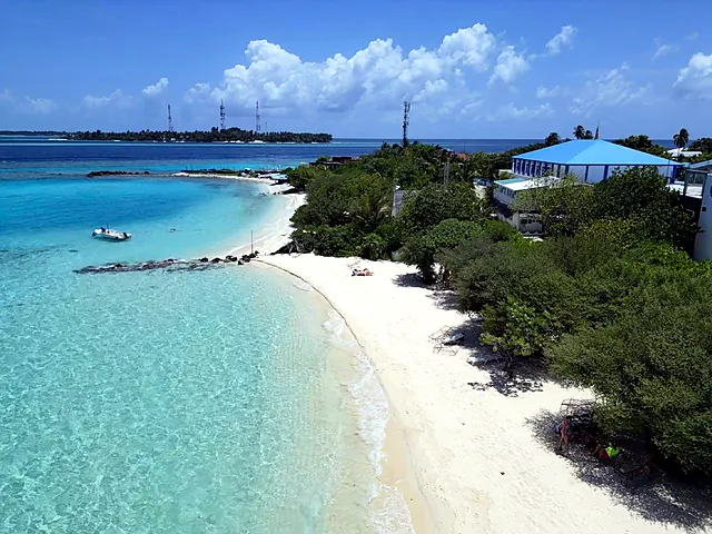 Keyodhoo — Bikini Beach