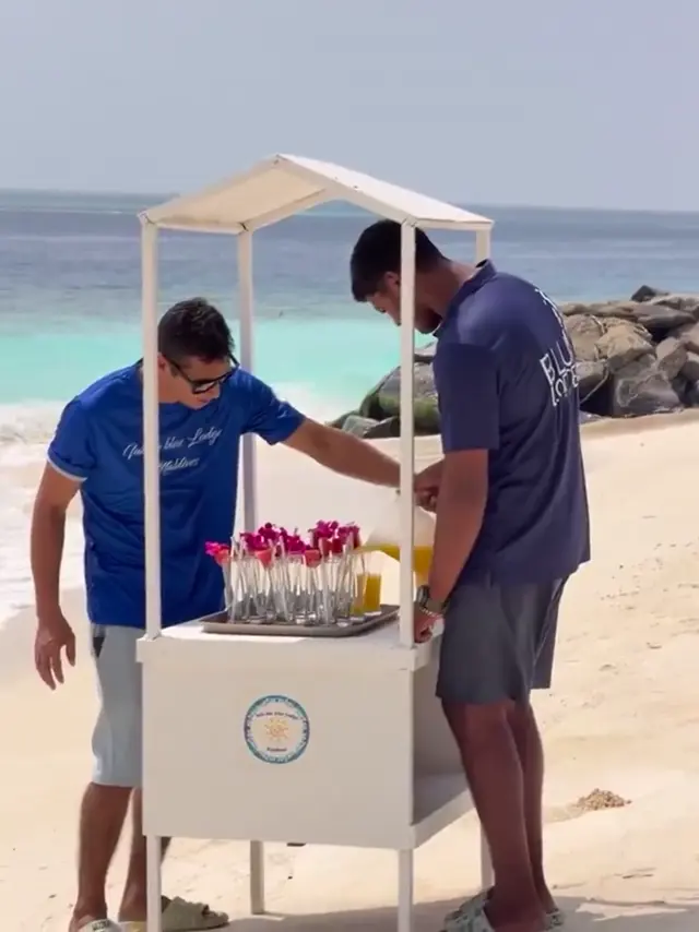 Keyodhoo — il ristorante (video)